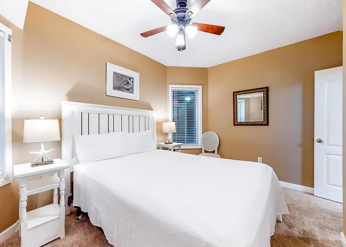 Legacy 502 Apartment *
