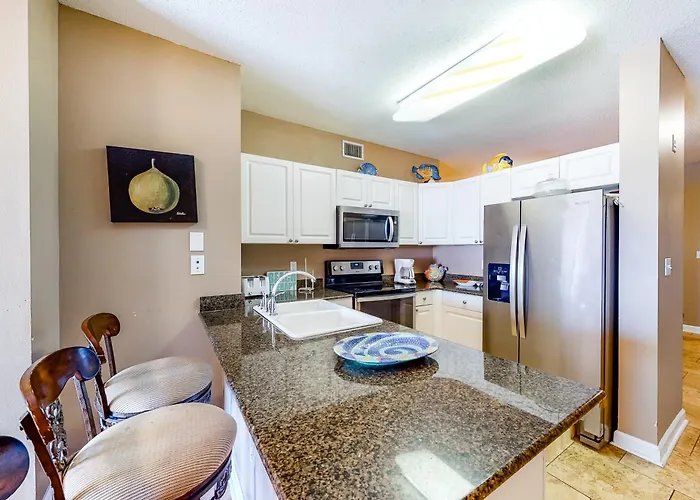 Apartment Legacy 502 *